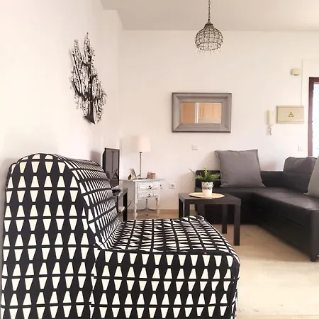 Suncity Flat Gigantes Apartment