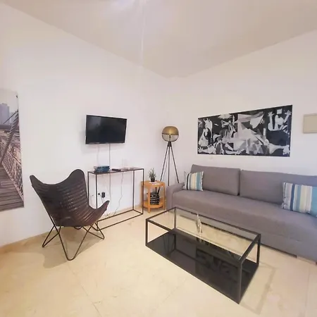 Suncity Flat Gigantes Apartment