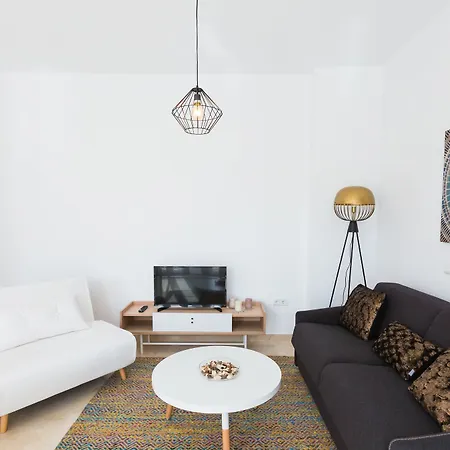 Suncity Flat Gigantes Apartment Malaga